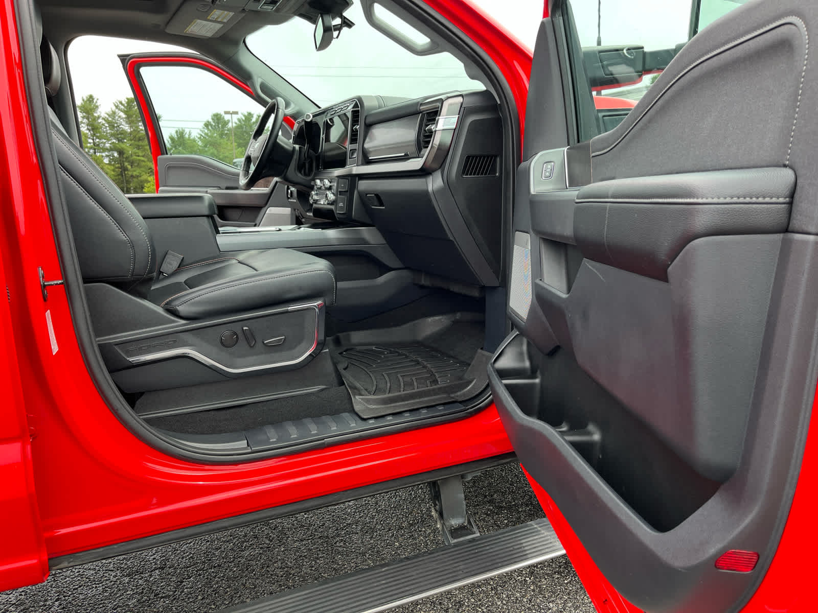 2023 Ford F-250 LARIAT