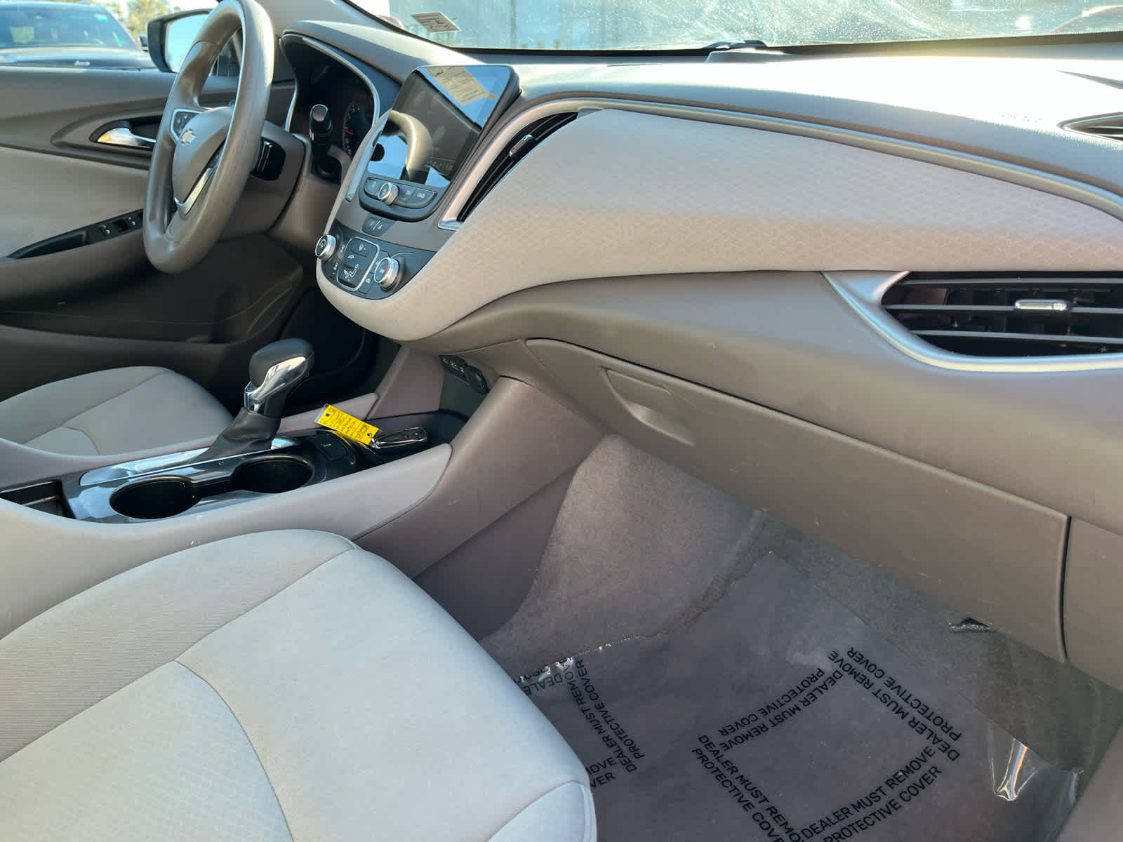 2022 Chevrolet Malibu FWD 1FL