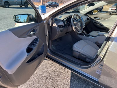 2022 Chevrolet Malibu FWD 1FL