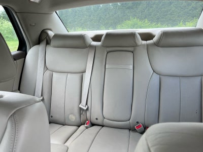 2006 Cadillac DTS Standard