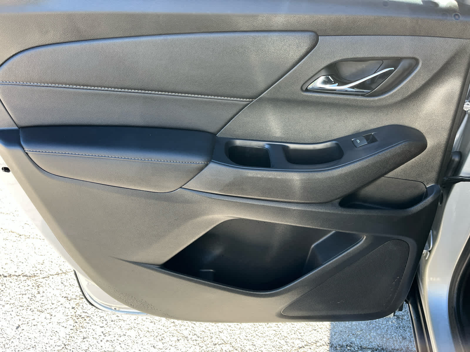 2022 Chevrolet Traverse AWD LT Leather