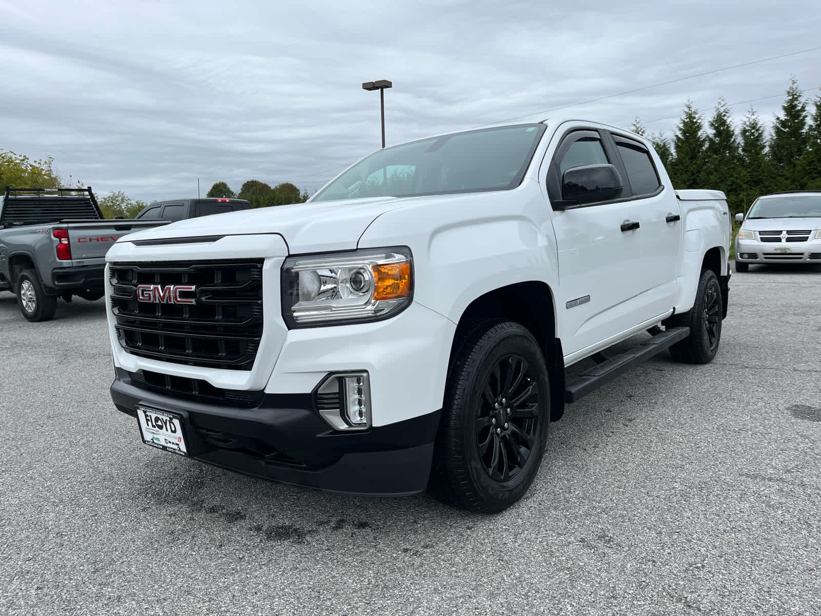 2022 GMC Canyon 4WD Crew Cab Short Box Elevation