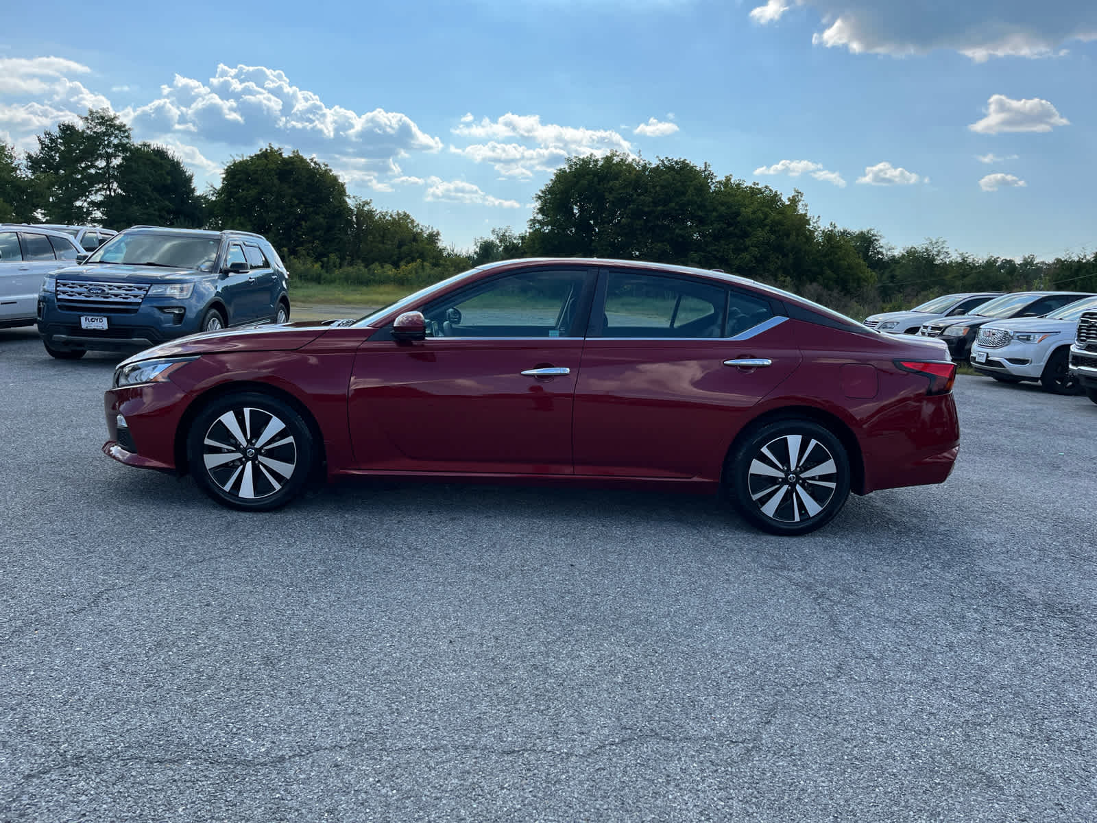 2022 Nissan Altima SV FWD