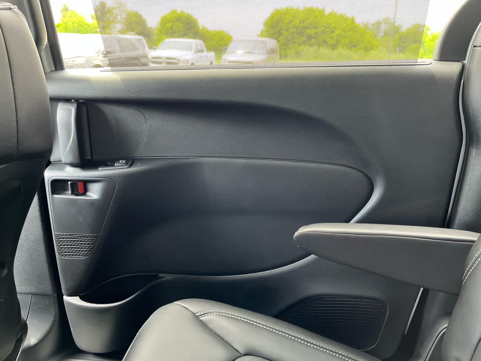 2027 Chrysler Pacifica PACIFICA SELECT