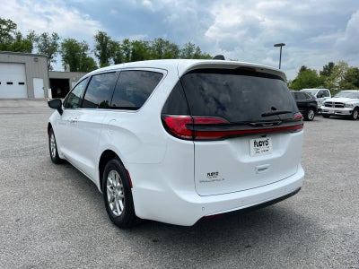 2027 Chrysler Pacifica PACIFICA SELECT