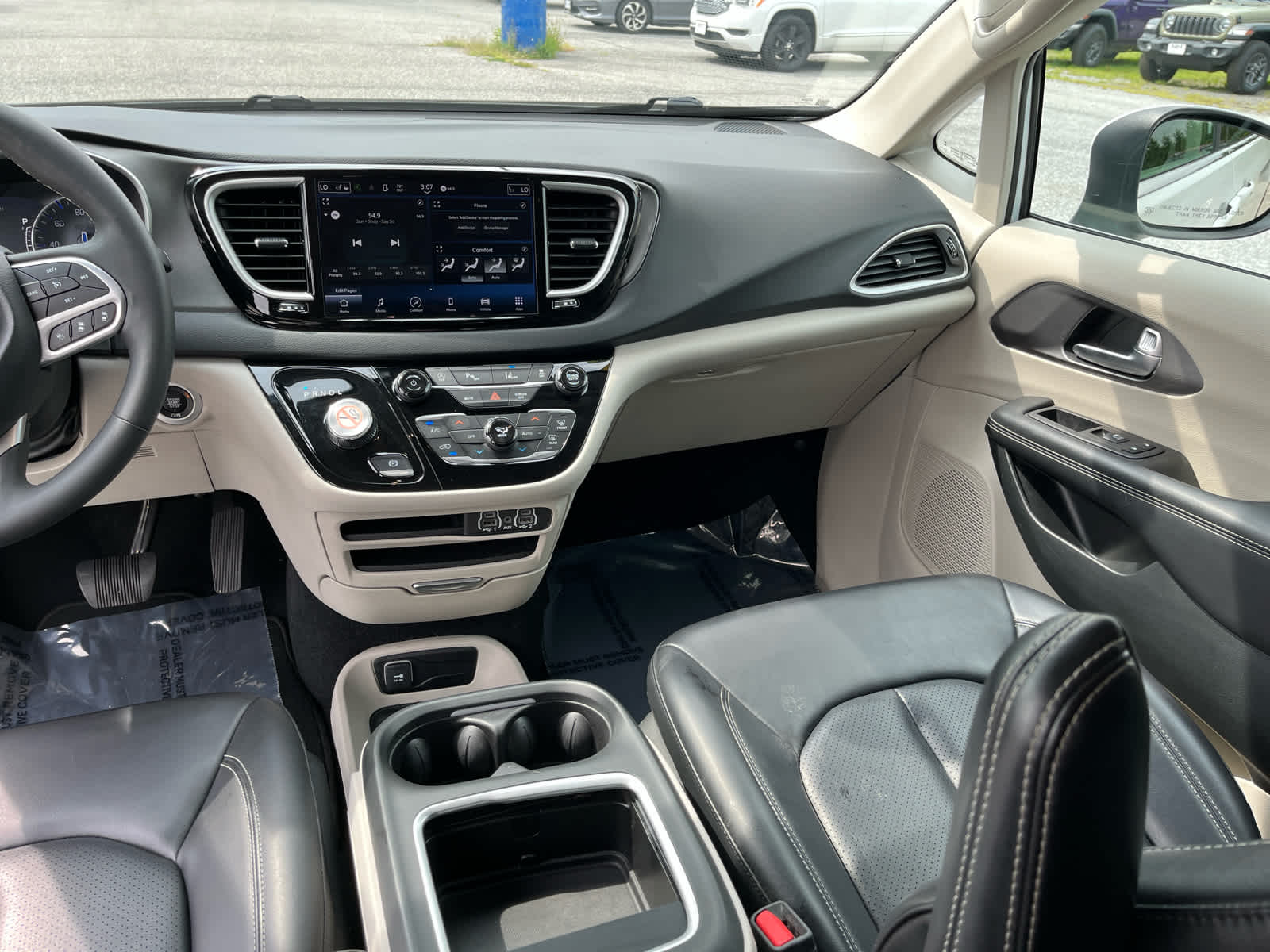 2023 Chrysler Pacifica Touring L