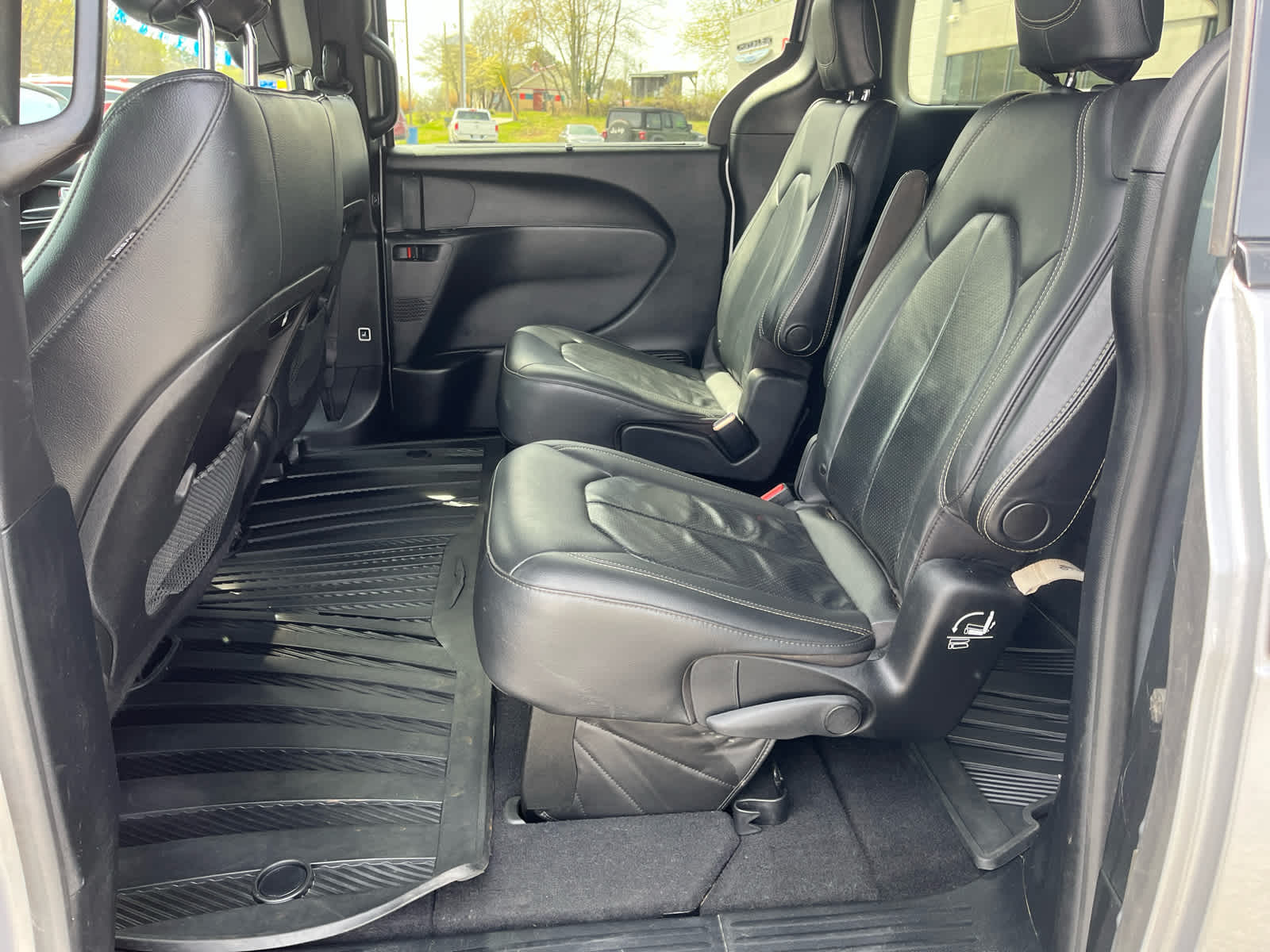 2020 Chrysler Pacifica AWD Launch Edition