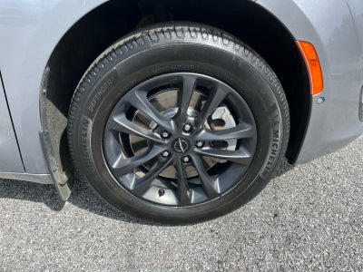 2020 Chrysler Pacifica AWD Launch Edition