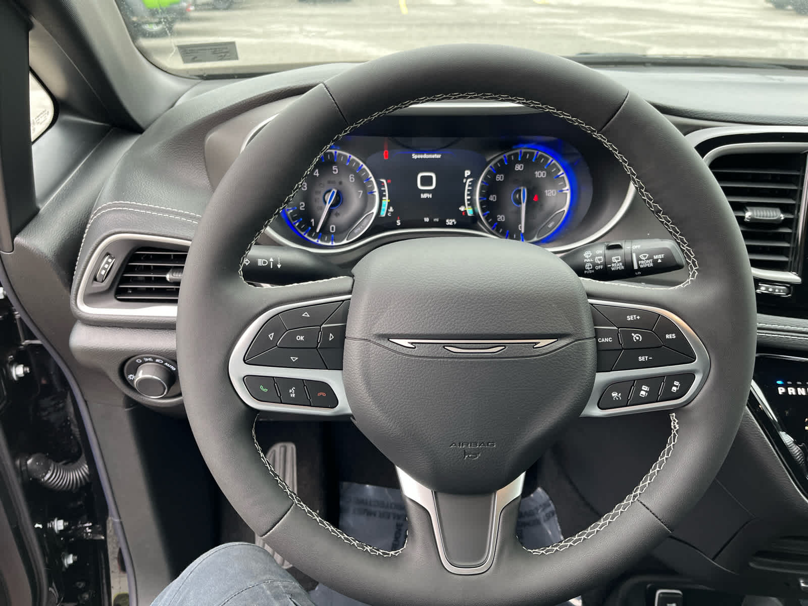 2027 Chrysler Pacifica PACIFICA SELECT AWD
