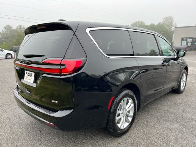 2027 Chrysler Pacifica PACIFICA SELECT AWD