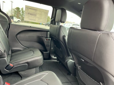 2026 Chrysler Pacifica PACIFICA SELECT AWD