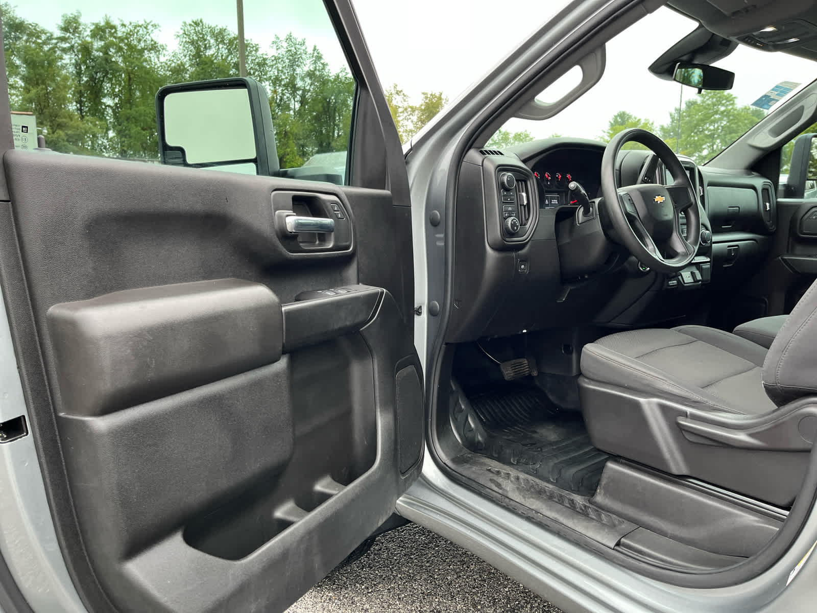 2024 Chevrolet Silverado 3500HD 2WD Crew Cab Standard Bed Work Truck