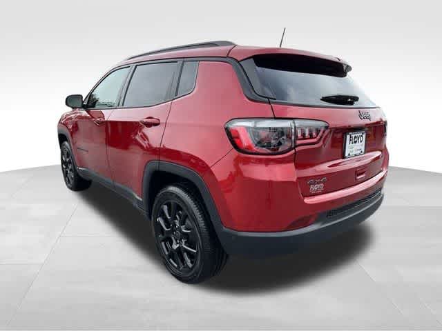 2025 Jeep Compass COMPASS LATITUDE 4X4