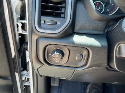 2026 RAM Ram 3500 RAM 3500 TRADESMAN CREW CAB 4X4 6'4' BOX