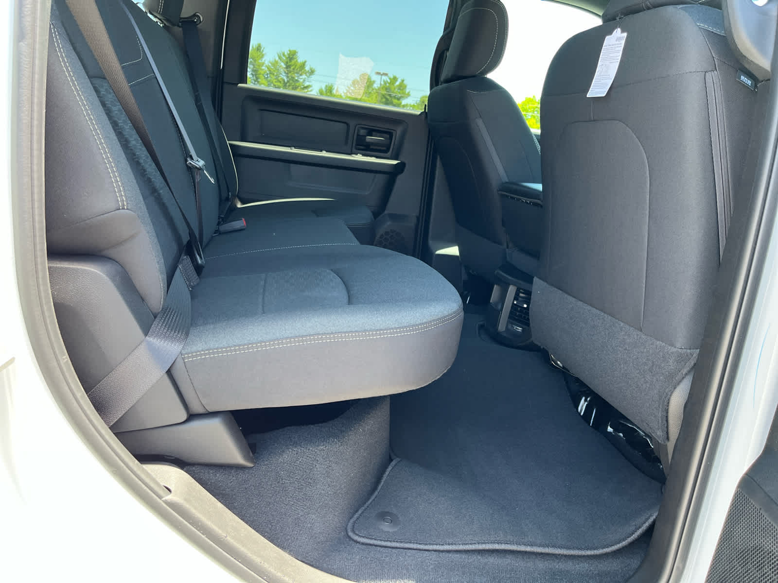 2026 RAM Ram 3500 RAM 3500 TRADESMAN CREW CAB 4X4 6'4' BOX