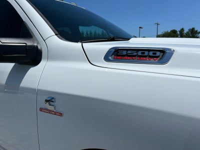2026 RAM Ram 3500 RAM 3500 TRADESMAN CREW CAB 4X4 6'4' BOX