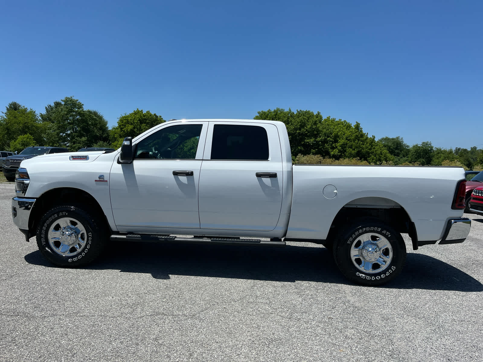 2026 RAM Ram 3500 RAM 3500 TRADESMAN CREW CAB 4X4 6'4' BOX