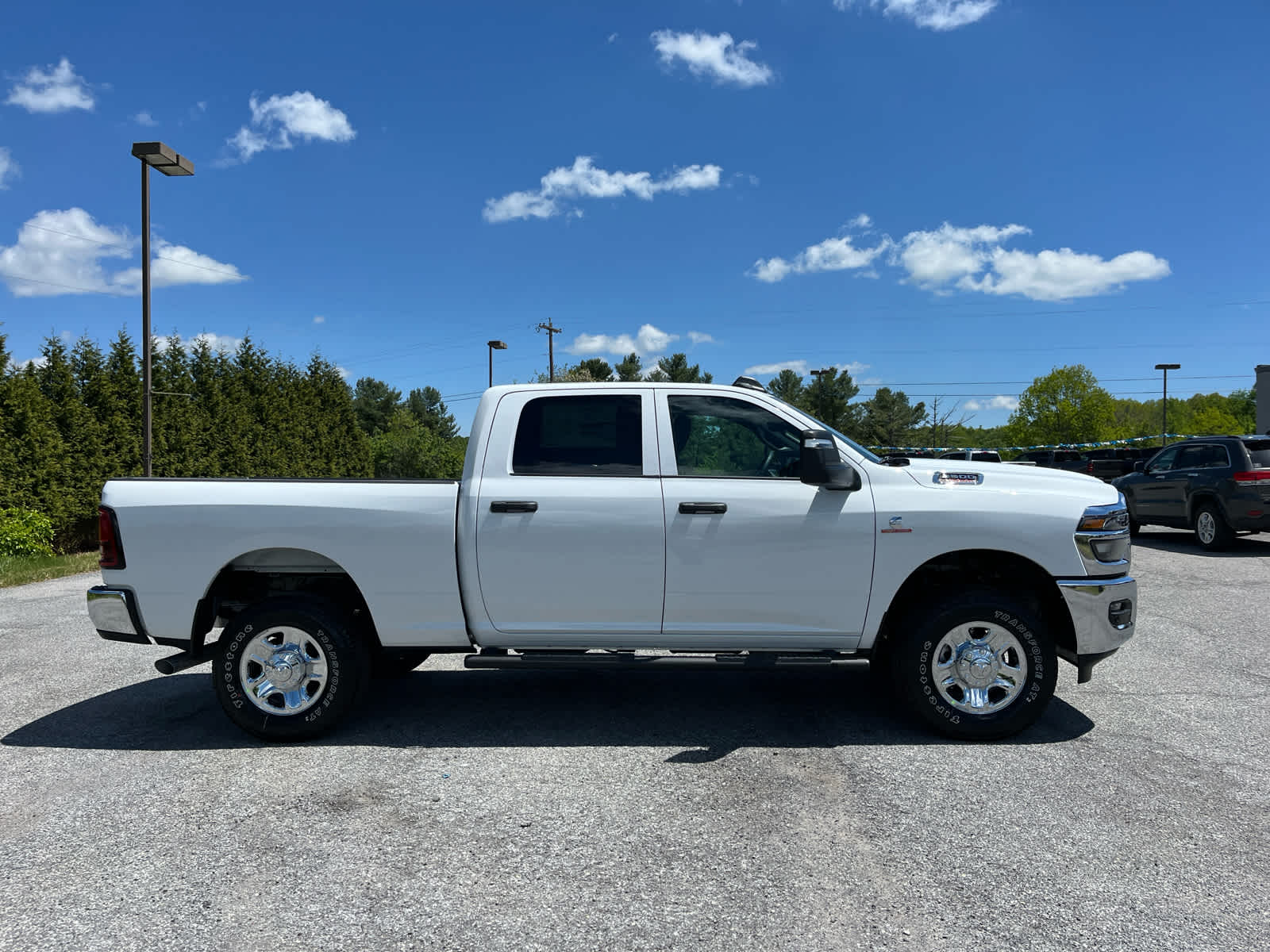 2026 RAM Ram 3500 RAM 3500 TRADESMAN CREW CAB 4X4 6'4' BOX