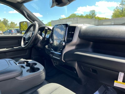 2026 RAM Ram 3500 RAM 3500 TRADESMAN CREW CAB 4X4 6'4' BOX
