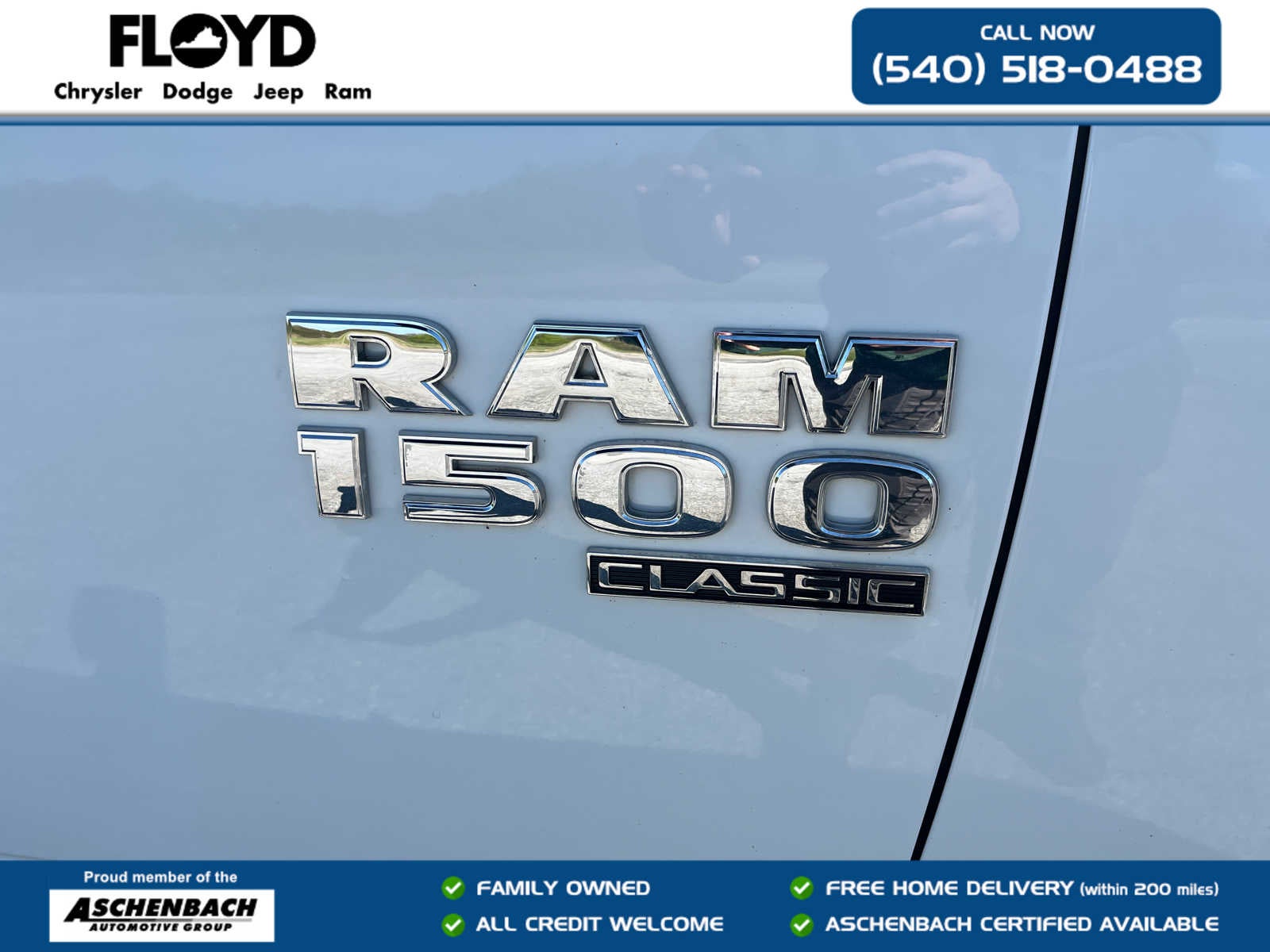 2022 RAM 1500 Classic Tradesman Crew Cab 4x4 5'7' Box