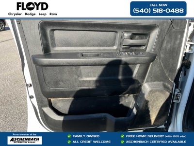 2023 RAM 1500 Classic Tradesman Crew Cab 4x4 5'7' Box