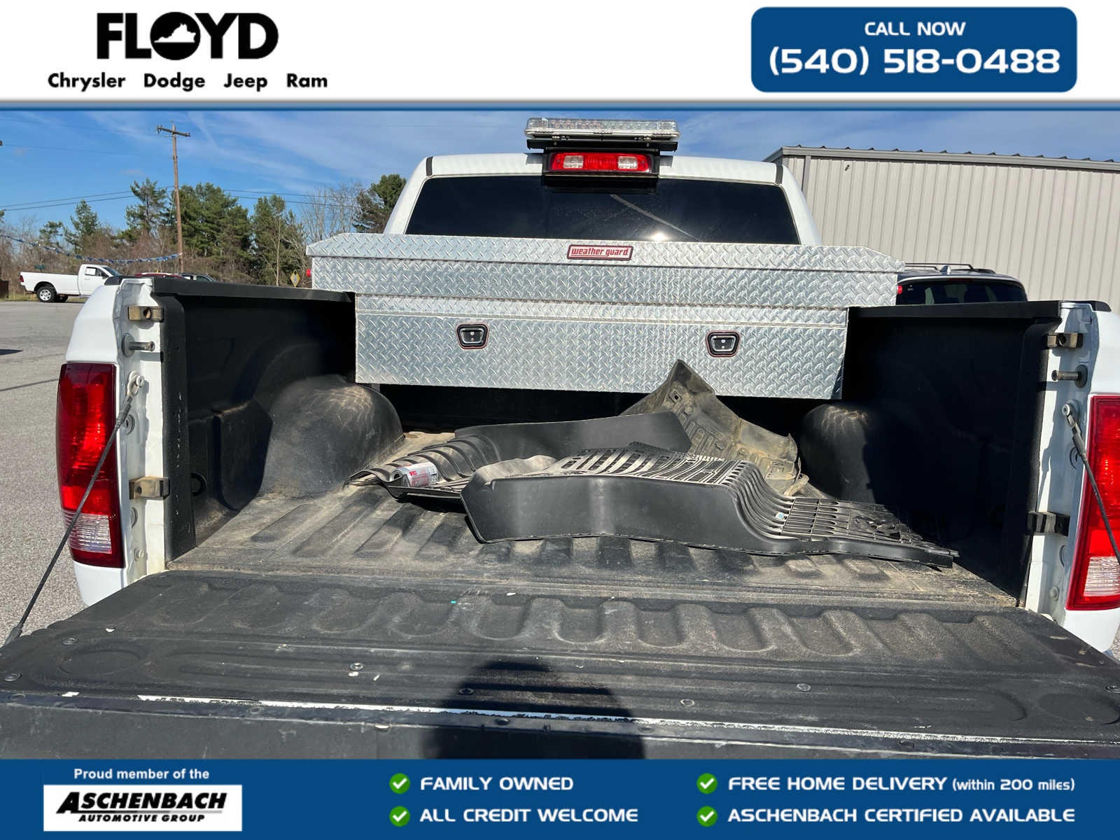 2023 RAM 1500 Classic Tradesman Crew Cab 4x4 5'7' Box