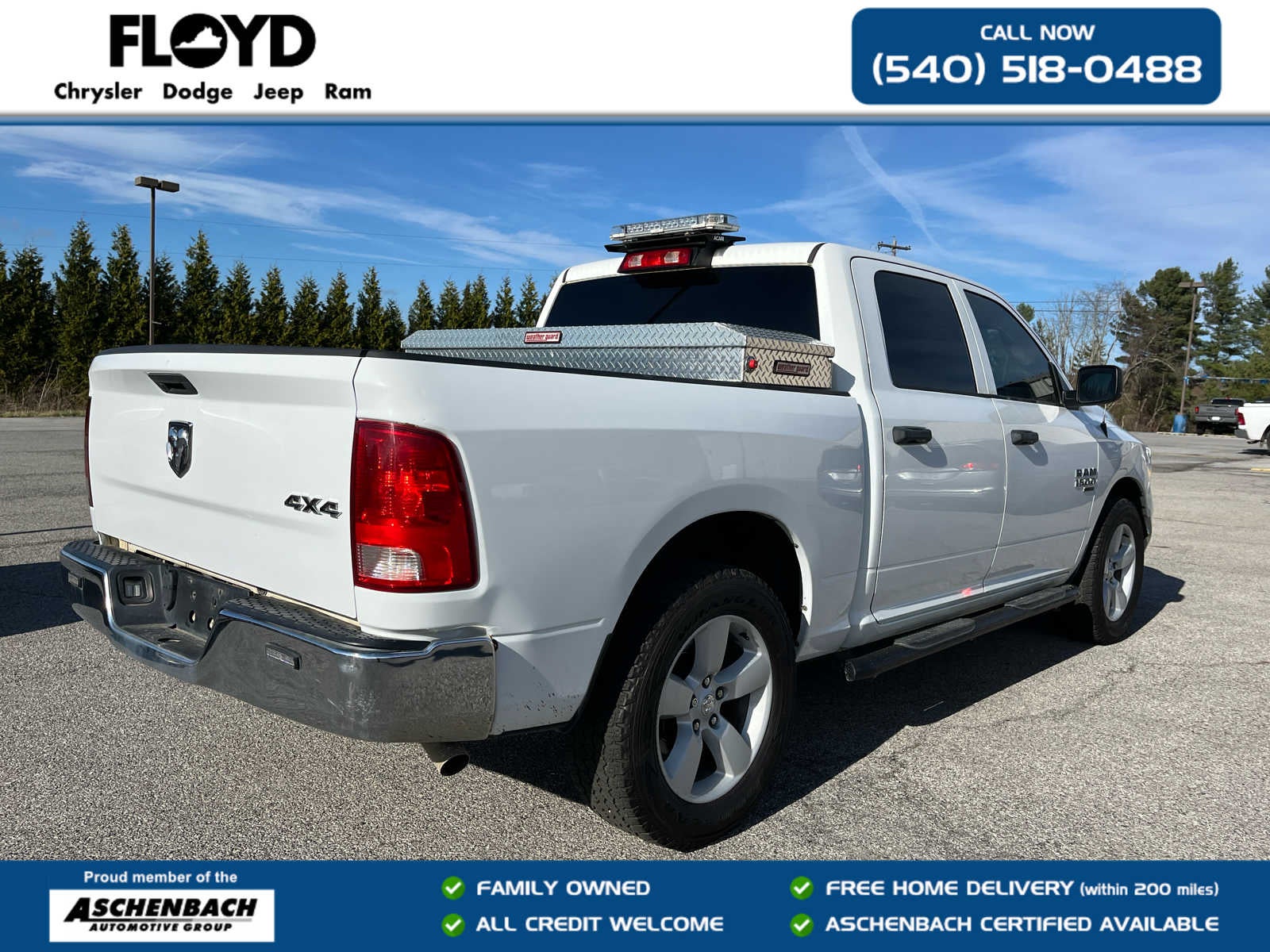 2023 RAM 1500 Classic Tradesman Crew Cab 4x4 5'7' Box