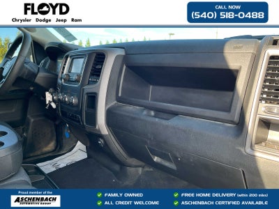 2023 RAM 1500 Classic Tradesman Crew Cab 4x4 5'7' Box