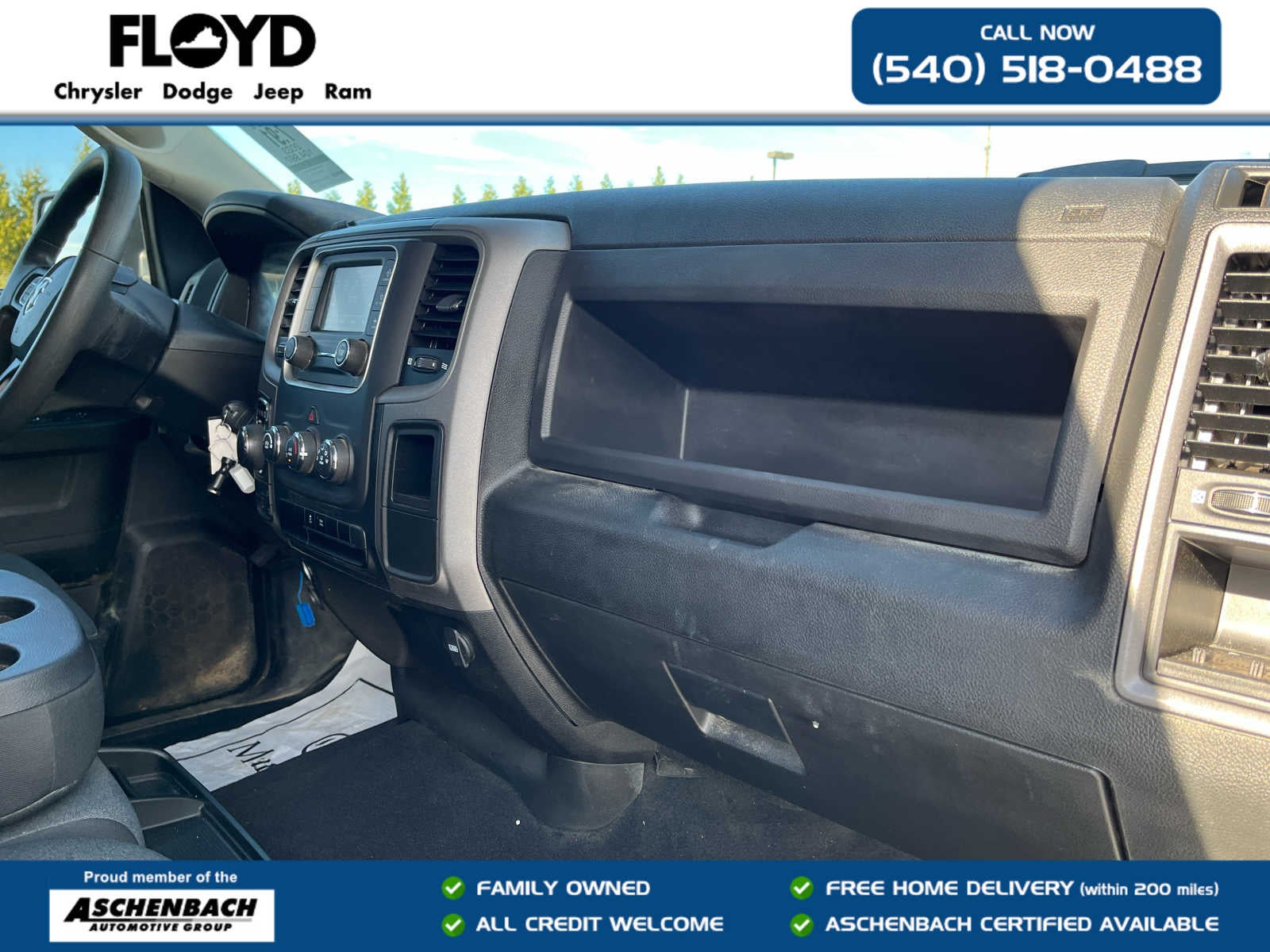 2023 RAM 1500 Classic Tradesman Crew Cab 4x4 5'7' Box