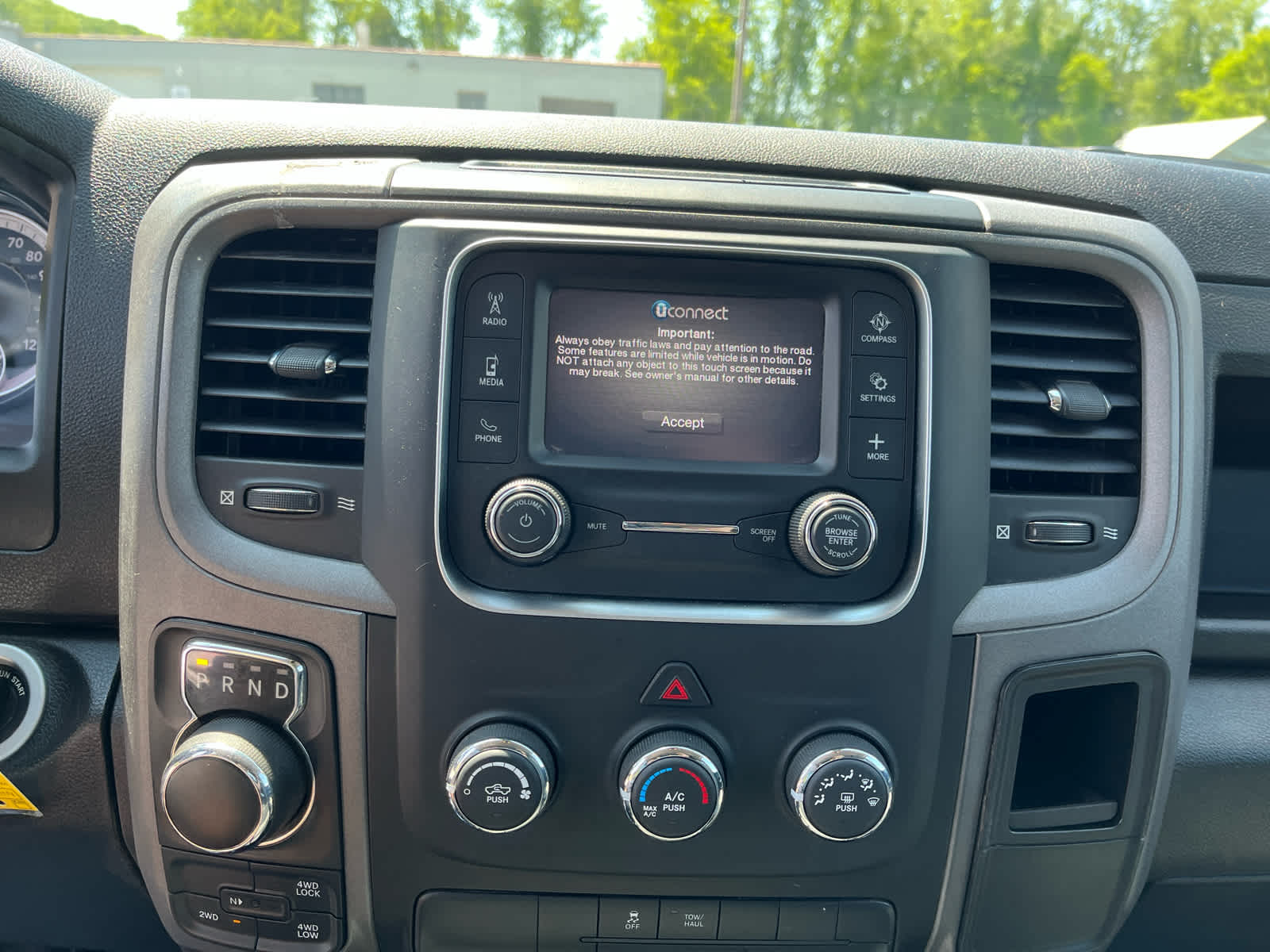 2022 RAM 1500 Classic Tradesman Crew Cab 4x4 5'7' Box