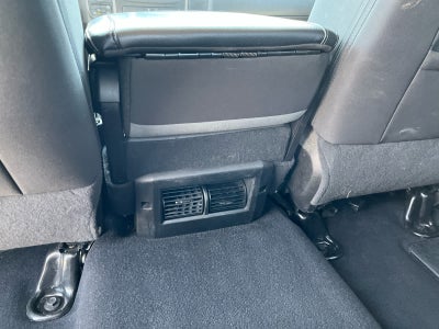 2022 RAM 1500 Classic Tradesman Crew Cab 4x4 5'7' Box