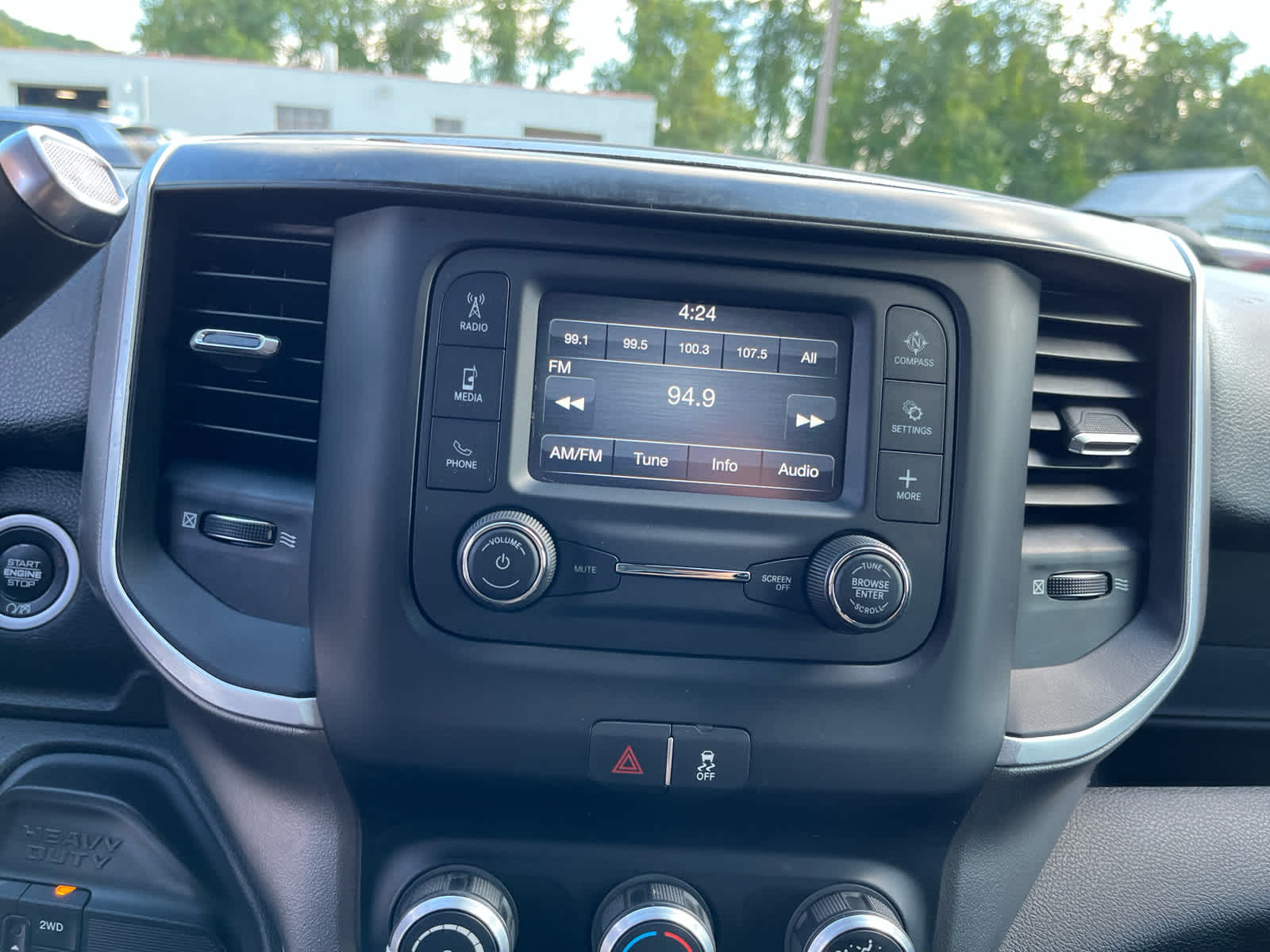 2019 RAM 2500 Big Horn Crew Cab 4x4 6'4' Box
