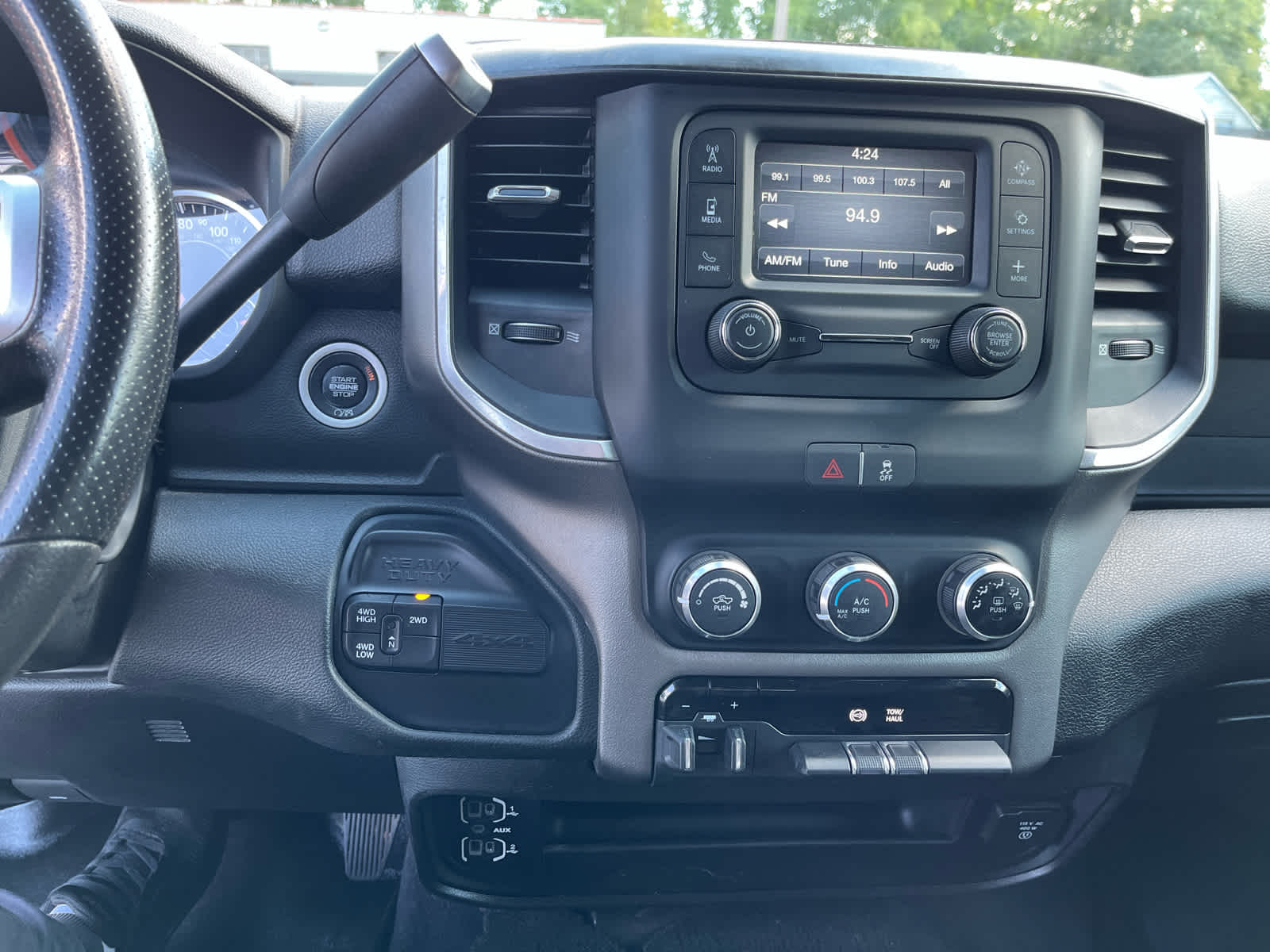 2019 RAM 2500 Big Horn Crew Cab 4x4 6'4' Box