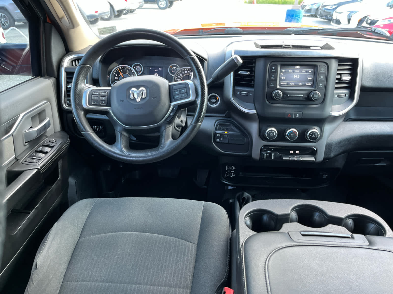 2019 RAM 2500 Big Horn Crew Cab 4x4 6'4' Box