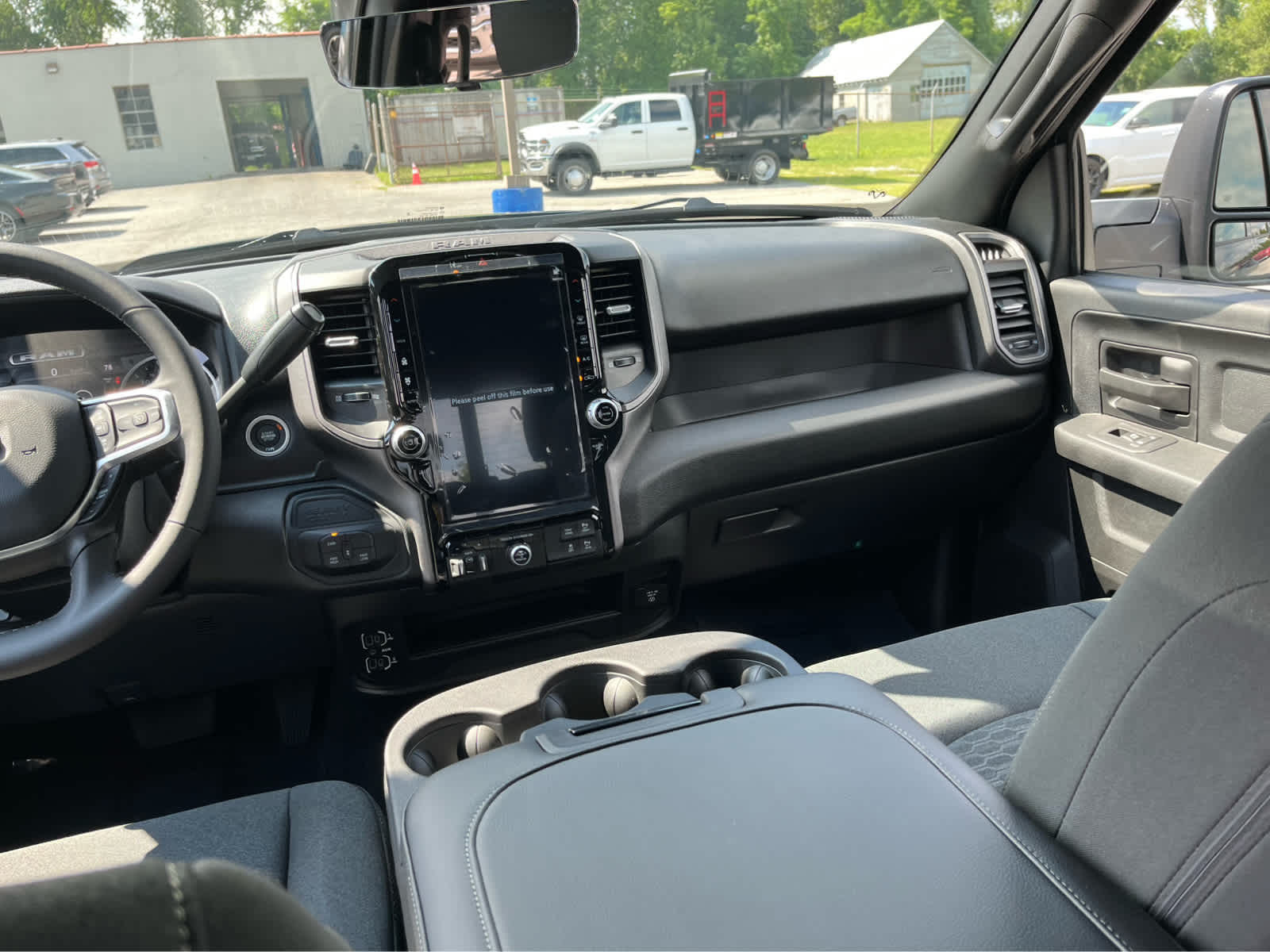 2026 RAM Ram 2500 RAM 2500 TRADESMAN CREW CAB 4X4 8' BOX