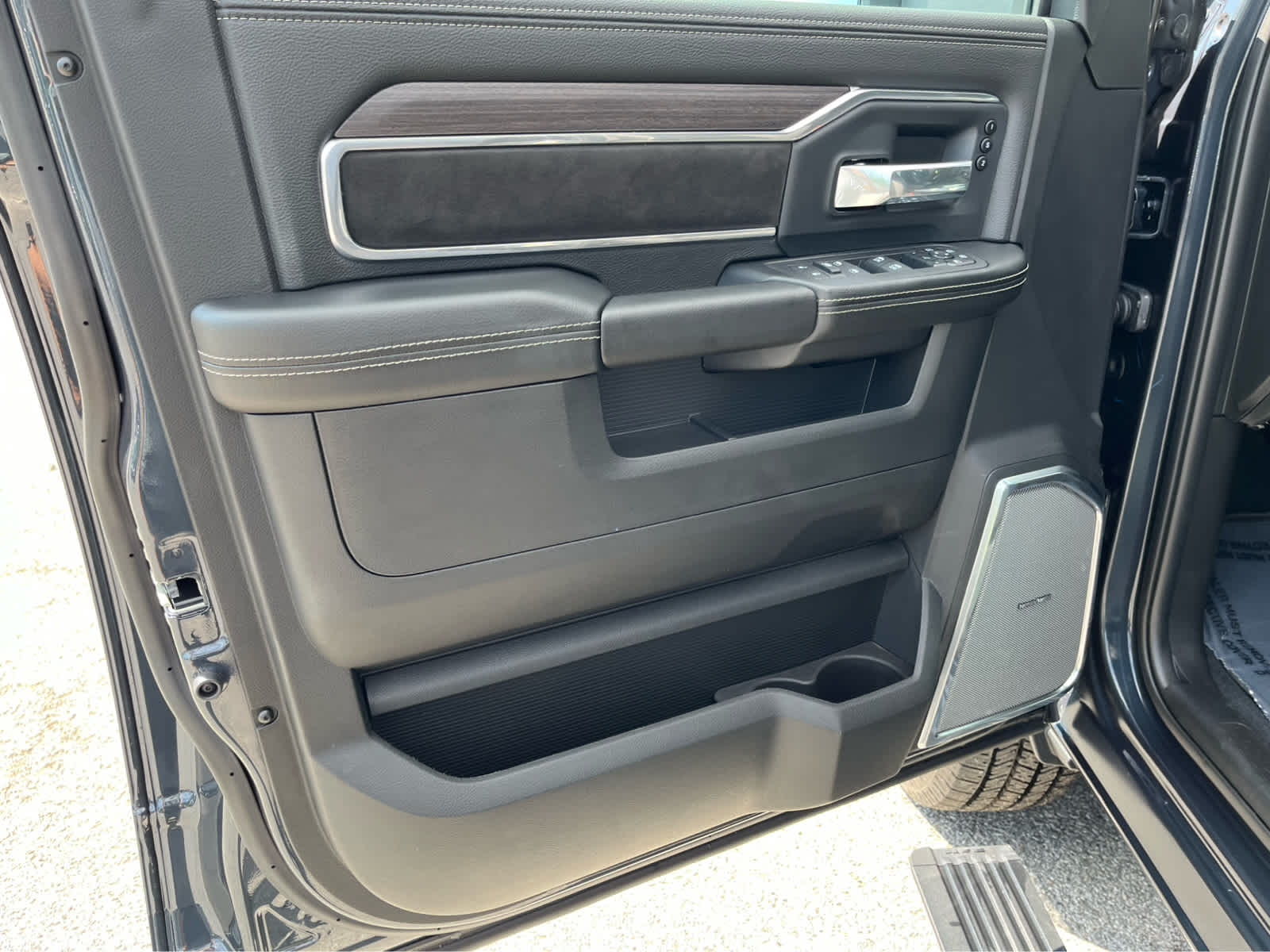 2026 RAM Ram 2500 RAM 2500 LARAMIE MEGA CAB 4X4 6'4' BOX
