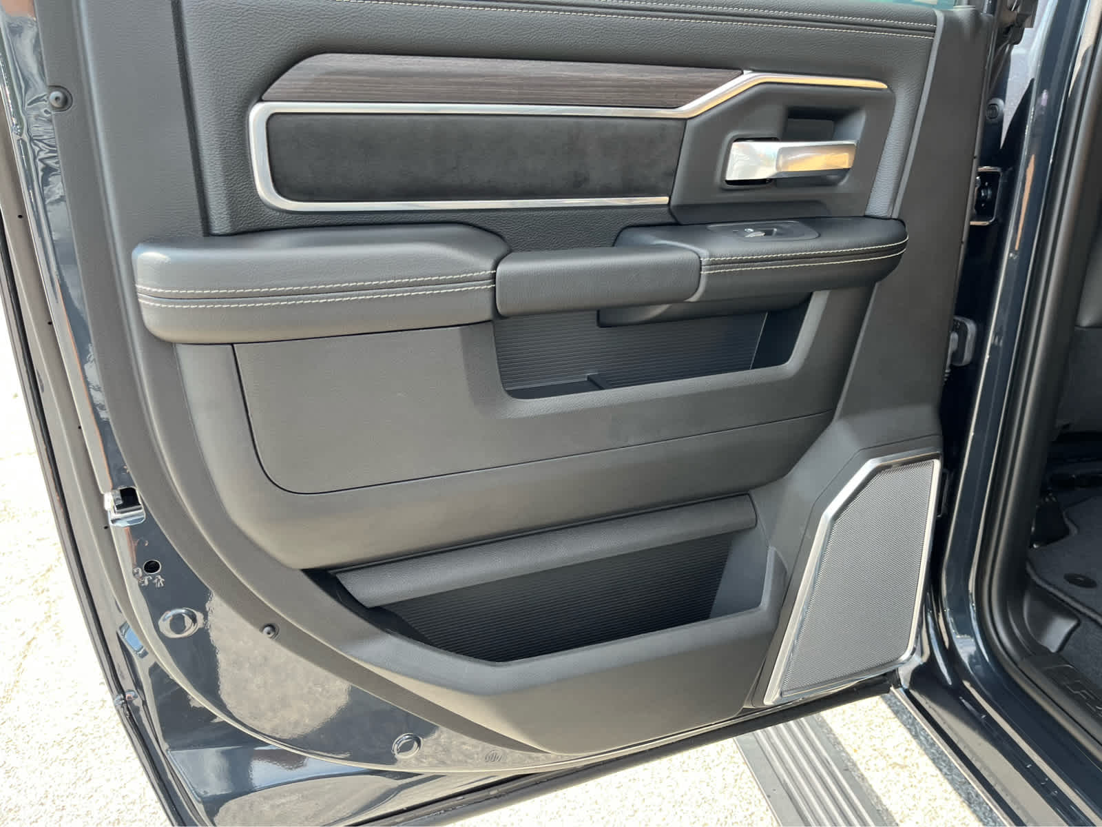 2026 RAM Ram 2500 RAM 2500 LARAMIE MEGA CAB 4X4 6'4' BOX