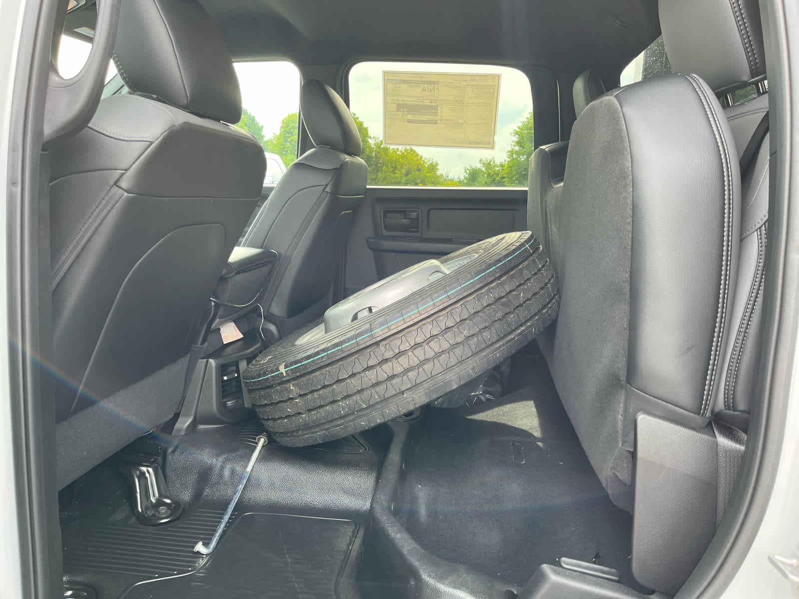 2026 RAM 4500 Chassis RAM 4500 TRADESMAN CHASSIS CREW CAB 4X4 60' CA