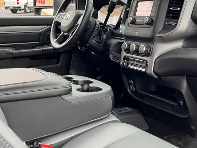 2024 RAM Ram 5500 Chassis Cab RAM 5500 TRADESMAN CHASSIS REGULAR CAB 4X4 60' CA