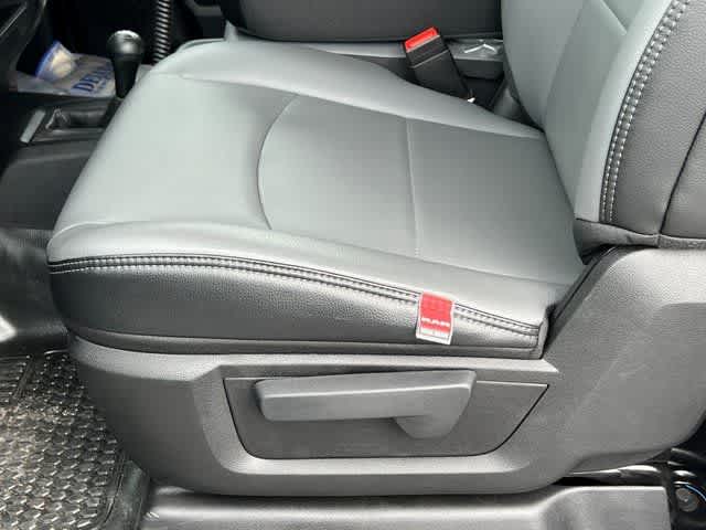 2024 RAM Ram 5500 Chassis Cab RAM 5500 TRADESMAN CHASSIS REGULAR CAB 4X4 84' CA