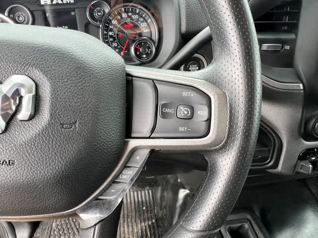 2024 RAM Ram 5500 Chassis Cab RAM 5500 TRADESMAN CHASSIS REGULAR CAB 4X4 84' CA