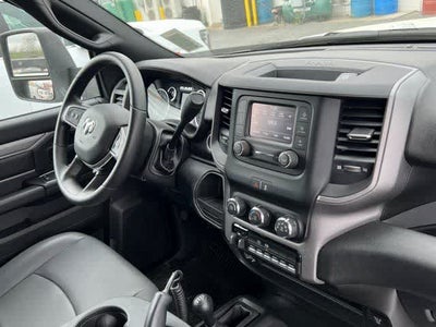 2024 RAM Ram 5500 Chassis Cab RAM 5500 TRADESMAN CHASSIS REGULAR CAB 4X4 84' CA