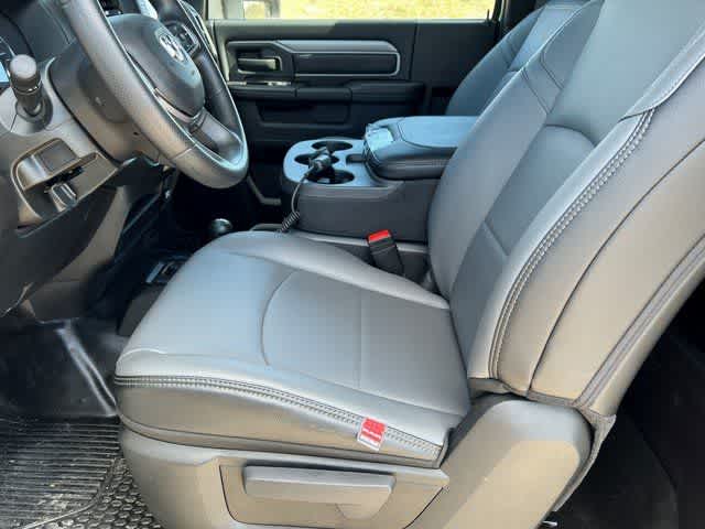 2024 RAM Ram 3500 Chassis Cab RAM 3500 TRADESMAN CHASSIS REGULAR CAB 4X4 60' CA