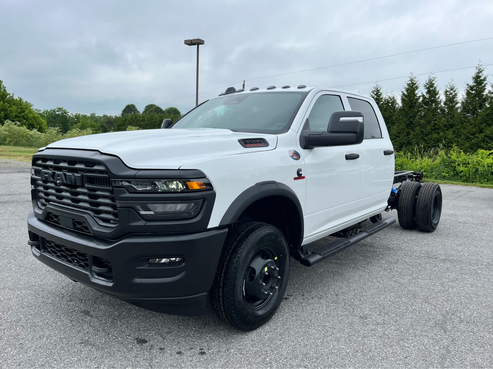 2026 RAM Ram 3500 Chassis Cab RAM 3500 TRADESMAN CREW CAB CHASSIS 4X4 60' CA