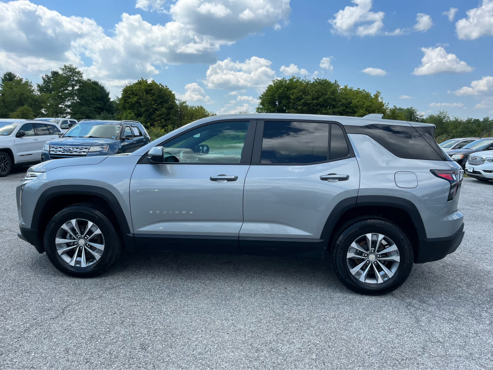2025 Chevrolet Equinox AWD LT