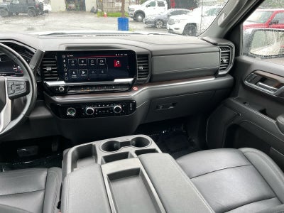 2024 GMC Sierra 1500 4WD Crew Cab Short Box SLT