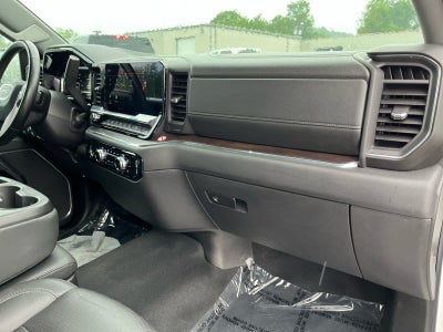 2024 GMC Sierra 1500 4WD Crew Cab Short Box SLT