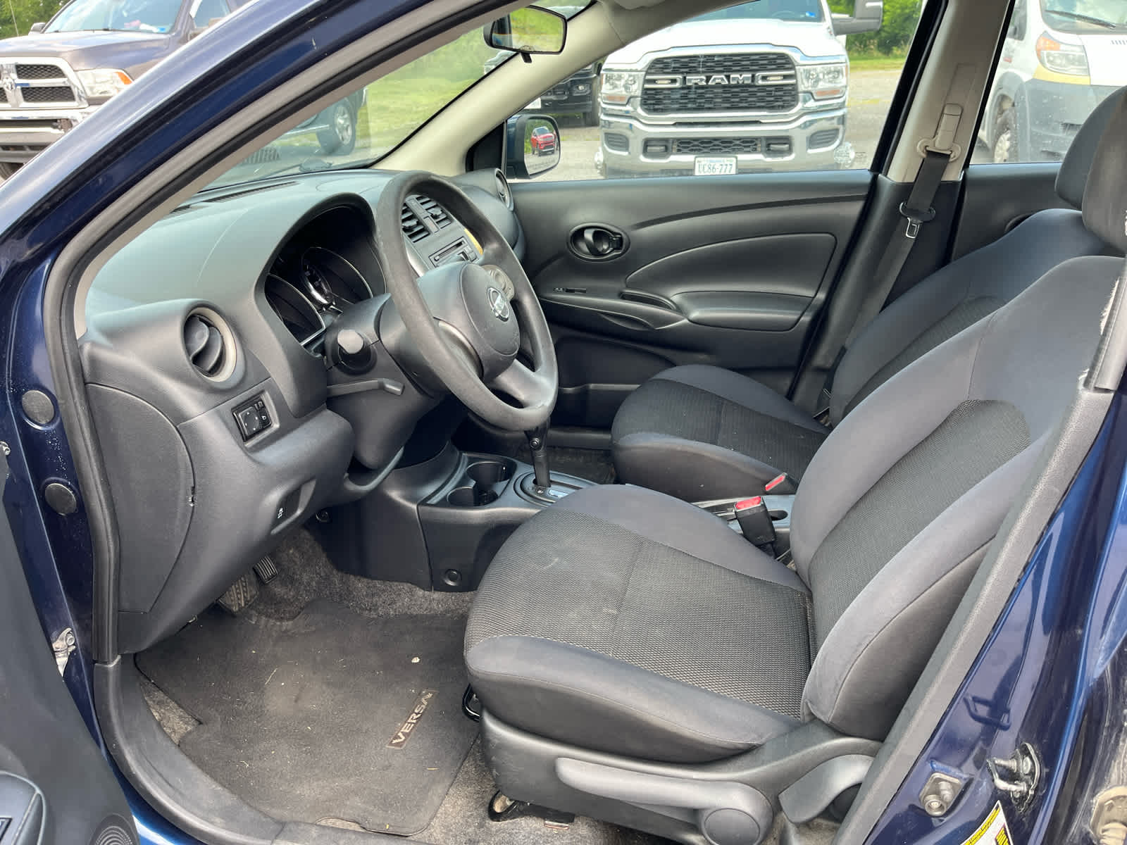 2012 Nissan Versa 1.6 SV