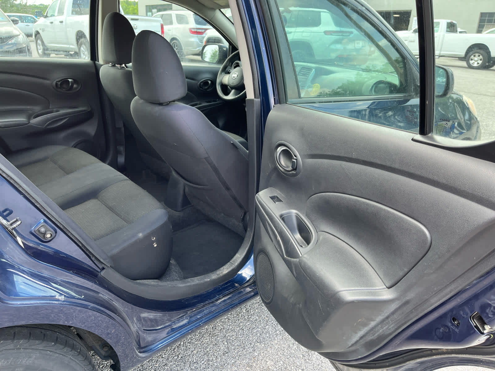 2012 Nissan Versa 1.6 SV