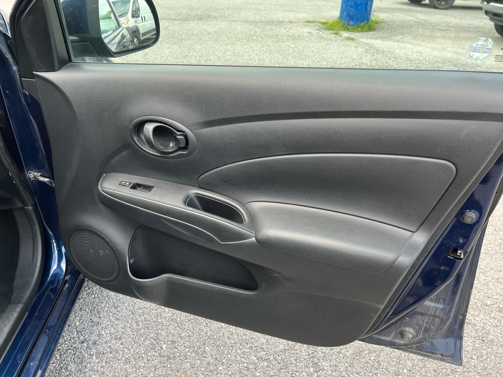 2012 Nissan Versa 1.6 SV
